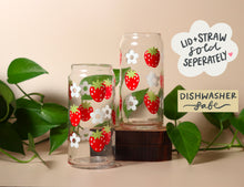 Load image into Gallery viewer, 20 oz Strawberry Glass
